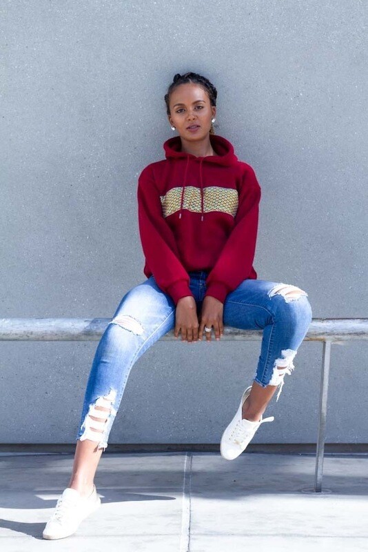 Red Hoodie ቀይ ባለ ጥለት ሹራብ ጃኬት