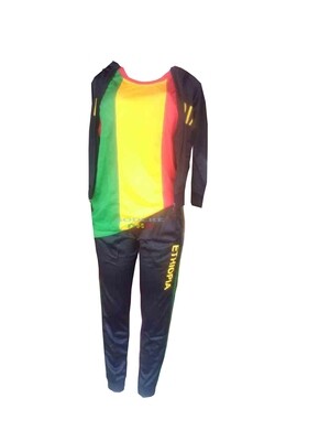 ኢትዮጵያ የሚል ፅሁፍ ያለበት ቲሸርት እና ቱታ