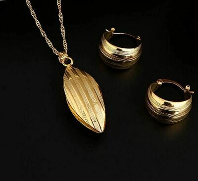 የጆሮ እና የአንገት ወርቅ ቅብ አበባ Ethiopian necklace, earrings set Flower