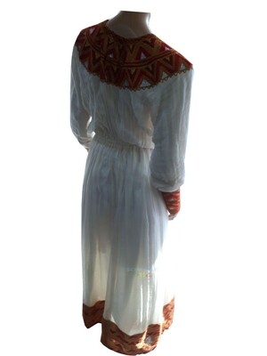 ረዘም ያለ የሀበሻ ቀሚስ  Ethiopian Traditional Long Dress