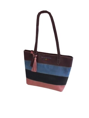 በቆዳ የተሰራ የሴቶች የጎን ባርሳ Women Leather Side Bag