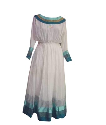 በጥልፍ የተሰራ ረዘም ያለ የሀበሻ ቀሚስ  Ethiopian Traditional Long Dress