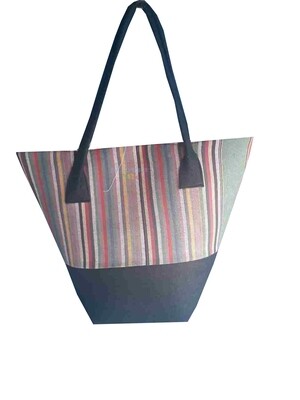 በባህላዊ የጎን ቦርሳ Traditional Shoulder Bag