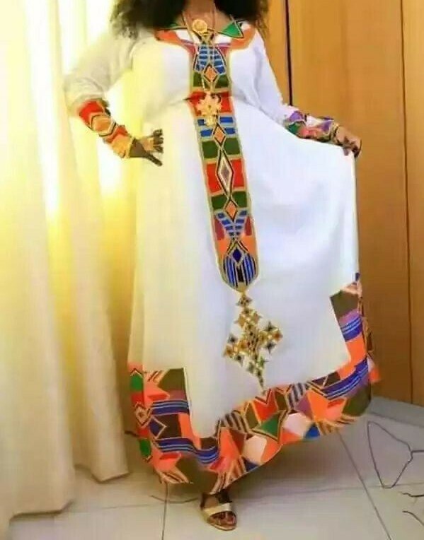 ረዘም ያለ የሀበሻ ቀሚስ  Ethiopian Traditional Long Dress