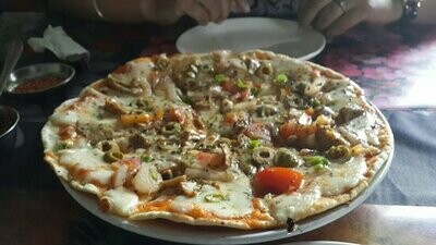 Quanta Pizza (ቋጣ ፒዛ)