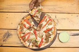 Effoi meat pizza