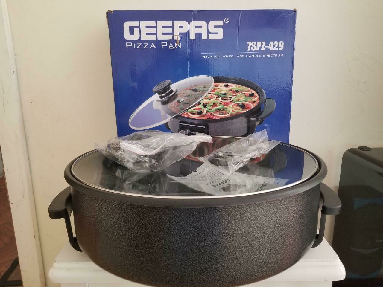GEEPAS Pizza Pan የፒዛ መጋገሪያ