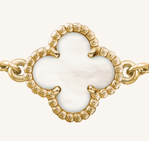 Van Cleef & Arpels
Sweet Alhambra bracelet