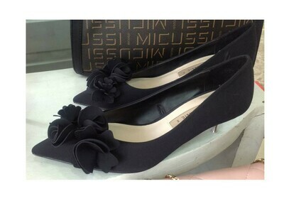 የሴቶች ዘመናዊ ጫማ  ( Modern Ladies shoes ) (Ethiopia only)