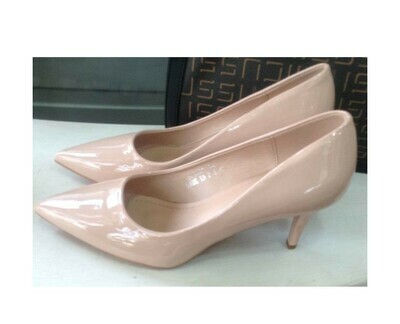የሴቶች ዘመናዊ ጫማ  ( Modern Ladies shoes ) (Ethiopia only)