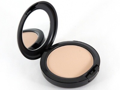 MAC STUDIO FIX POWDER PLUS FOUNDATION