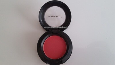 POWDER KISS SOFT MATTE EYE SHADOW