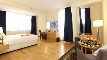 Yober Hotel ዮበር ሆቴል