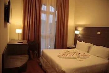 Venetian Hotel ቬንሽን ሆቴል