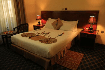 KZ Hotel ኬዜድ ሆቴል