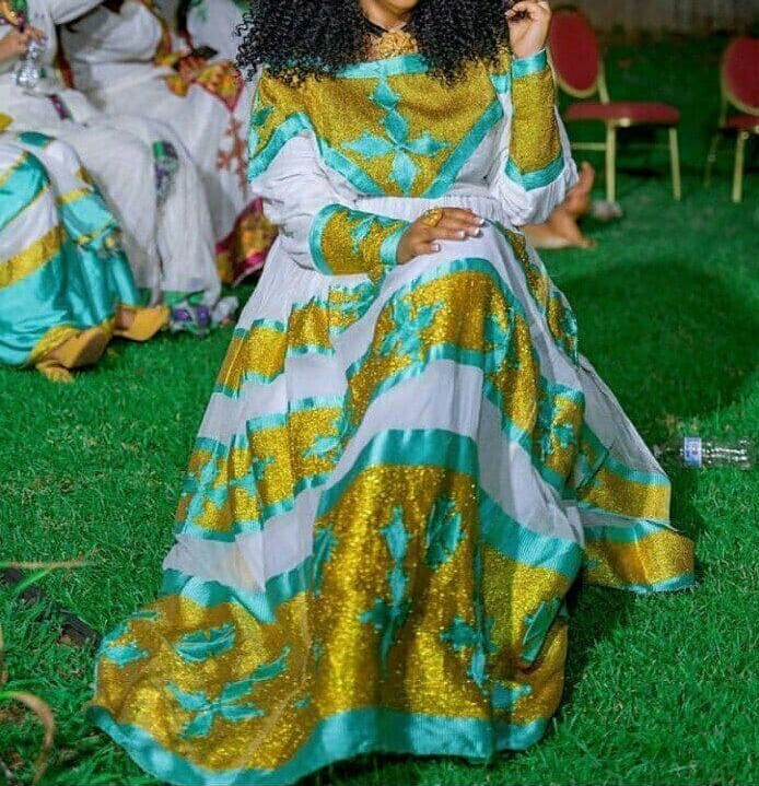 ረዘም ያለ የሀበሻ ቀሚስ  Ethiopian Traditional Long Dress