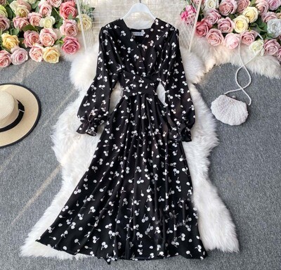 የሴቶች ቀሚስ  Women&#39;s Dress