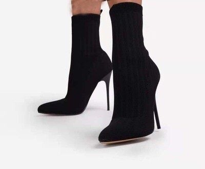 የሴቶች ቡትስ ጫማ  Women&#39;s Boots