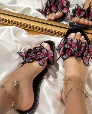 የሴቶች ጫማ  Women&#39;s Shoes