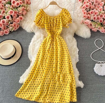 የሴቶች ቀሚስ  Women&#39;s Dress