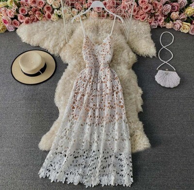 የሴቶች ቀሚስ  Women&#39;s Dress