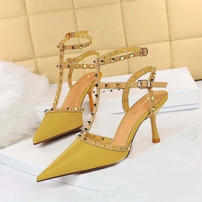 የሴቶች ጫማ  Women&#39;s Shoes