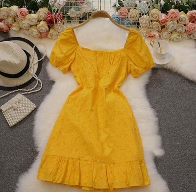 የሴቶች ቀሚስ  Women&#39;s Dress