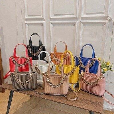 የሴቶች ቦርሳ  Women&#39;s handbag