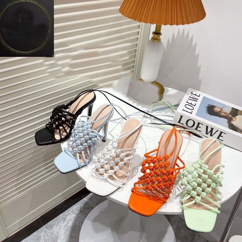 የሴቶች ጫማ  Women&#39;s Shoes