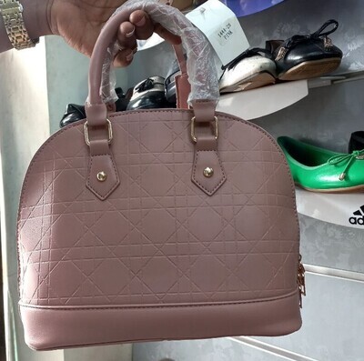 የሴቶች ቦርሳ  Women&#39;s Bag