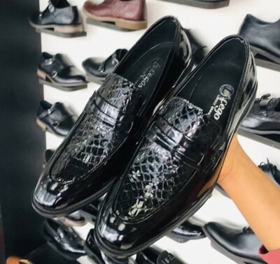 የወንዶች ጫማ (man&#39;s shoes)