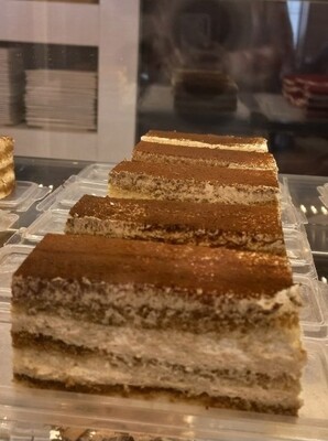 London Cafe Cake