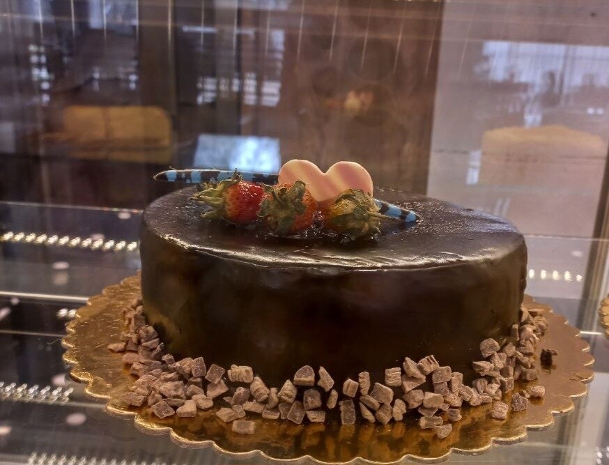 London Cafe Chocolate Cake