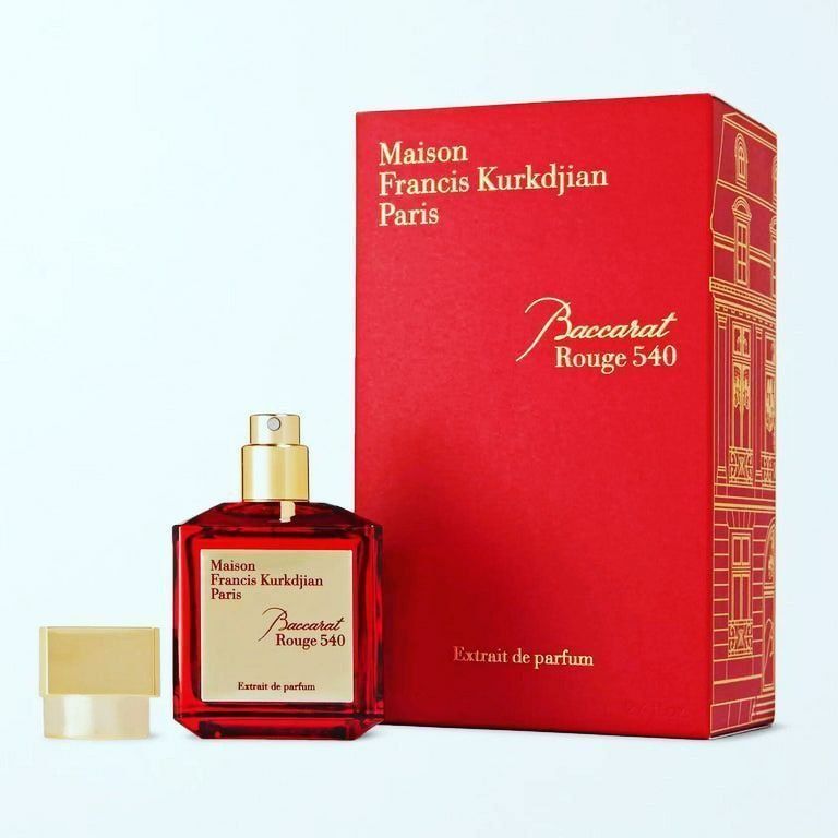 Baccarat perfume master