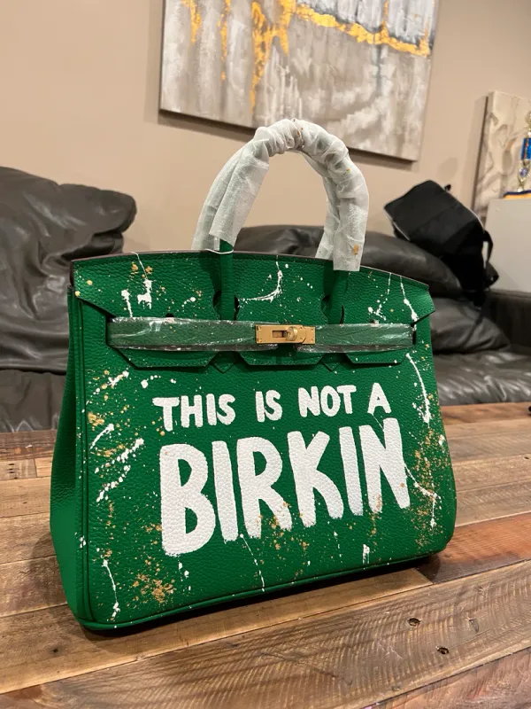 Artist inspired bags በእጅ የተሳሉ ፅሁፍ እና ምስል ያለባቸው ቦርሳዎች