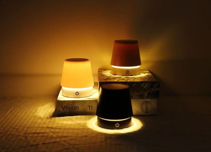Table lamp