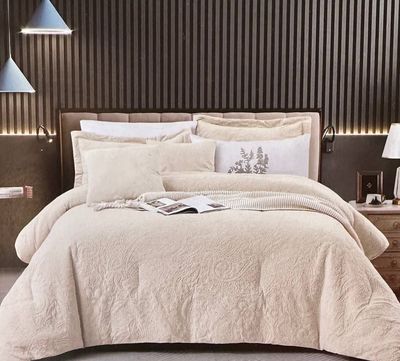 Comforter