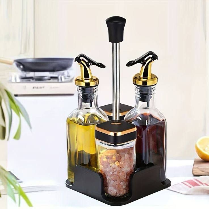 4 set Seasoning Bottles 4 set Seasoning Bottles