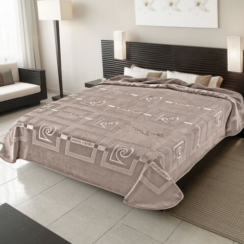 Κουβέρτα Βελουτέ Υπέρδιπλη 657 Taupe (55)  - Pierre Cardin