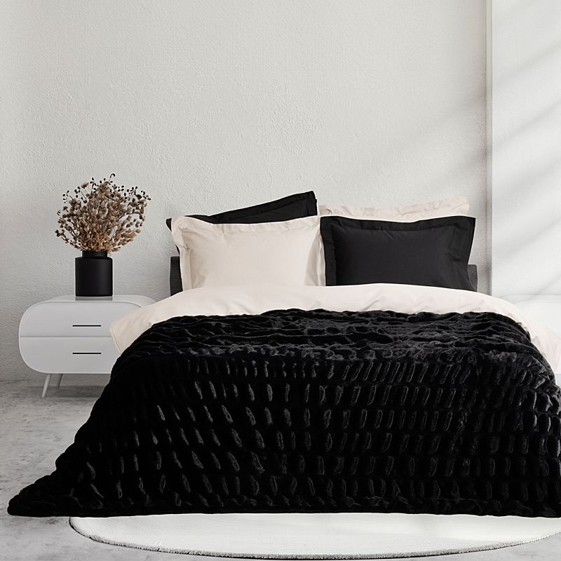 Κουβέρτα Rabbit Fur Υπέρδιπλη Mossy Black - Nima Home