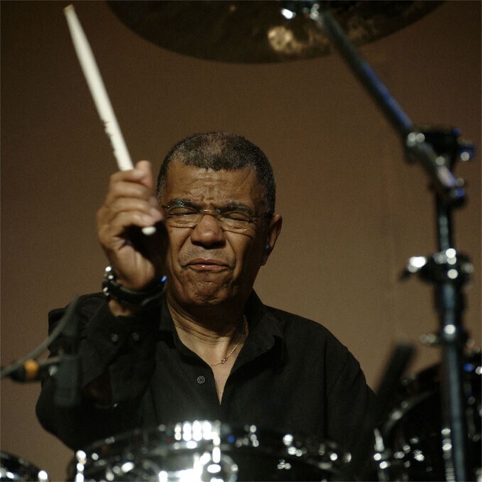 Juego de Baquetas Vic Firth Jack Dejohnette N