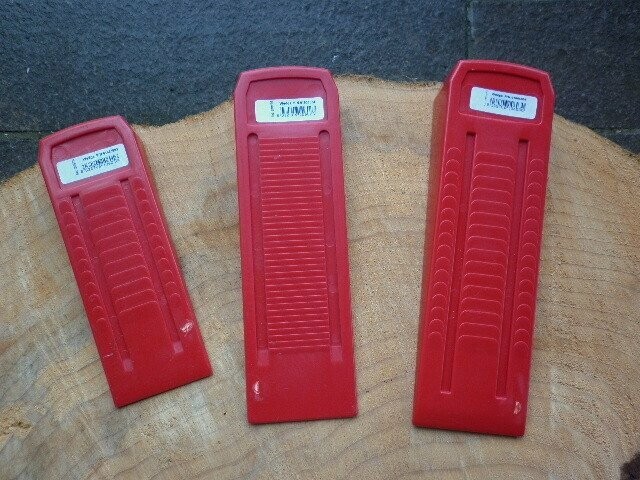 3 x Plastic Felling Wedges (18cm, 23cm & 24cm)