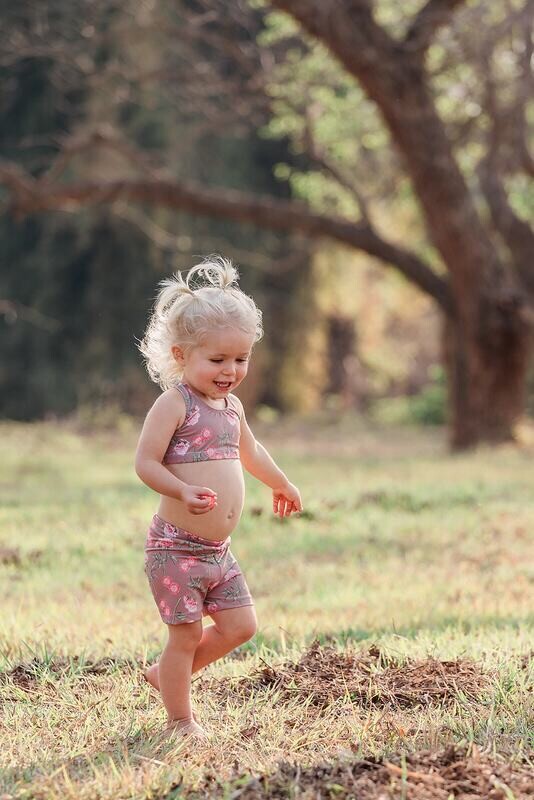 Grapefruit + Peony kids short tights