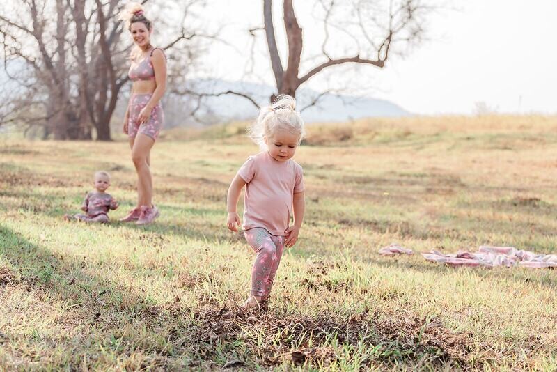 Grapefruit + Peony kids long tights