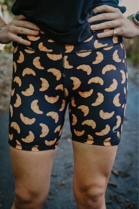 croissant short tights