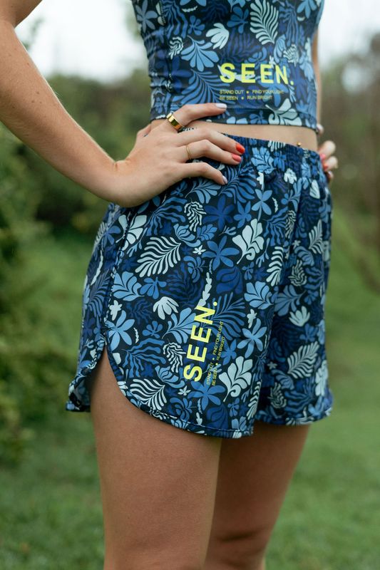 blue floral SEEN. donn shorts
