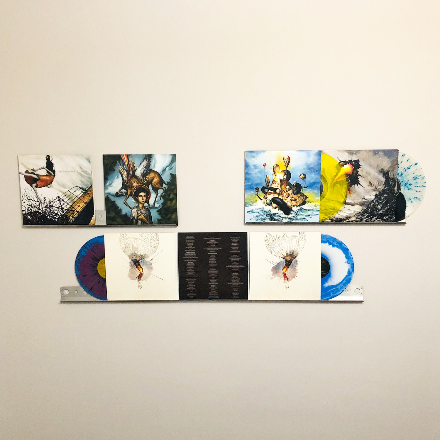 Large Vinyl Record Shelf | Multiple Record Vinyl Frame | Extendable Aluminum Hanging Shelves for Multiple 12” LP Vinyl Records