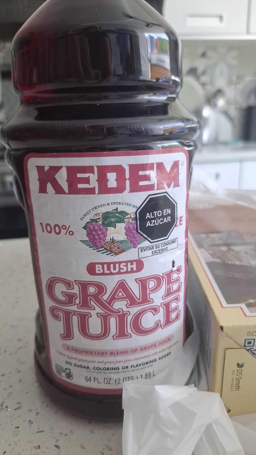 Jugo de uva kedem
