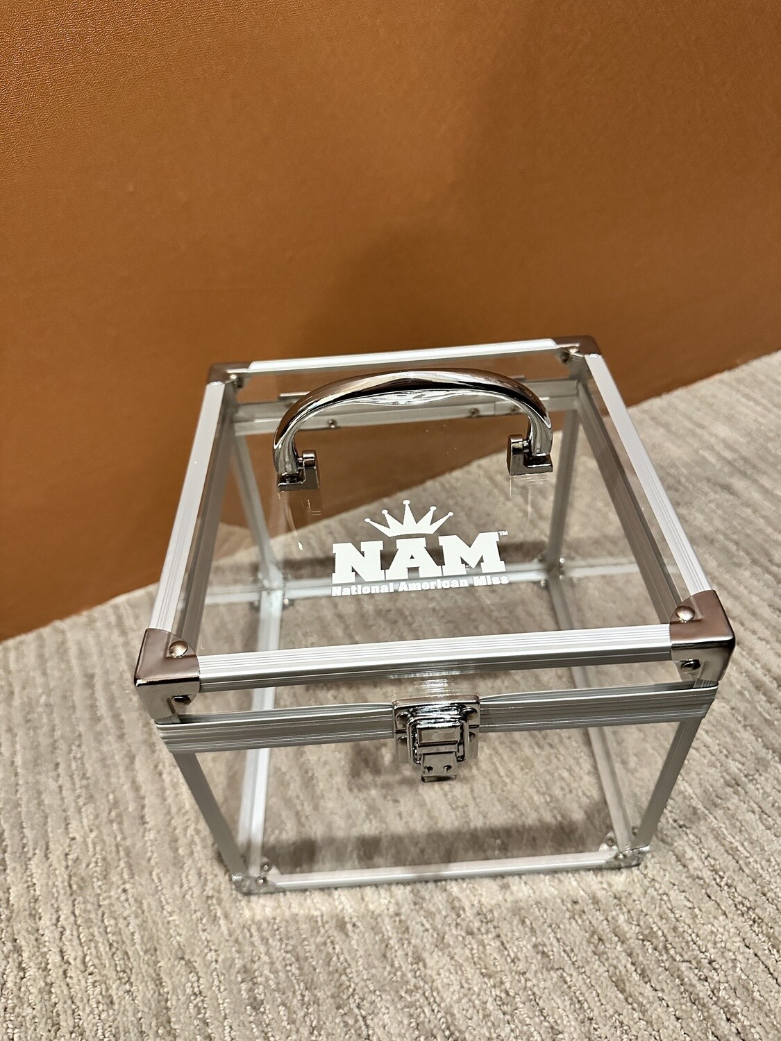 NAM Crown Box