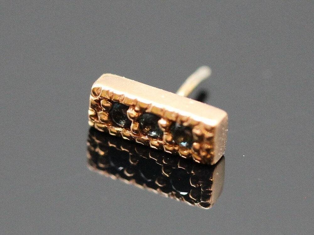 BVLA  Pin with 3 gem pave strip, mill grain edge 1.25mm London Blue topaz AA x3